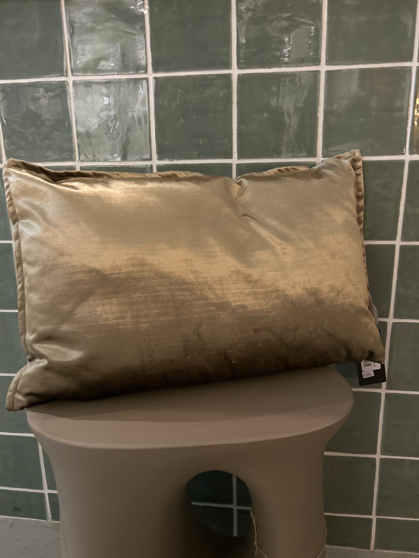 Cushion Colmore velvet green gold