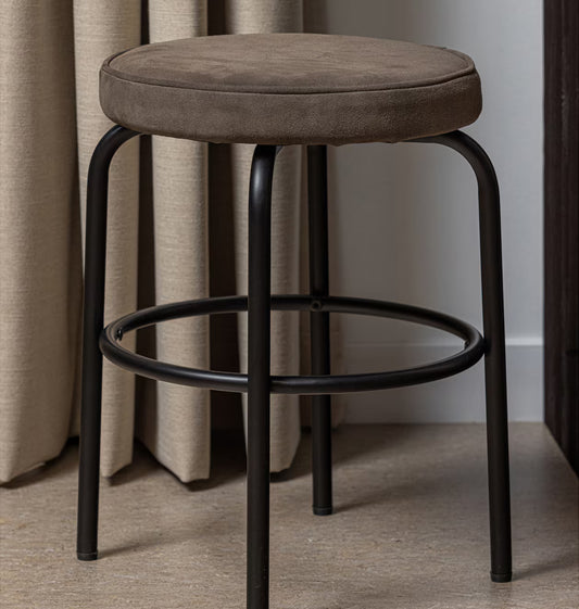 Tris kruk / Stool