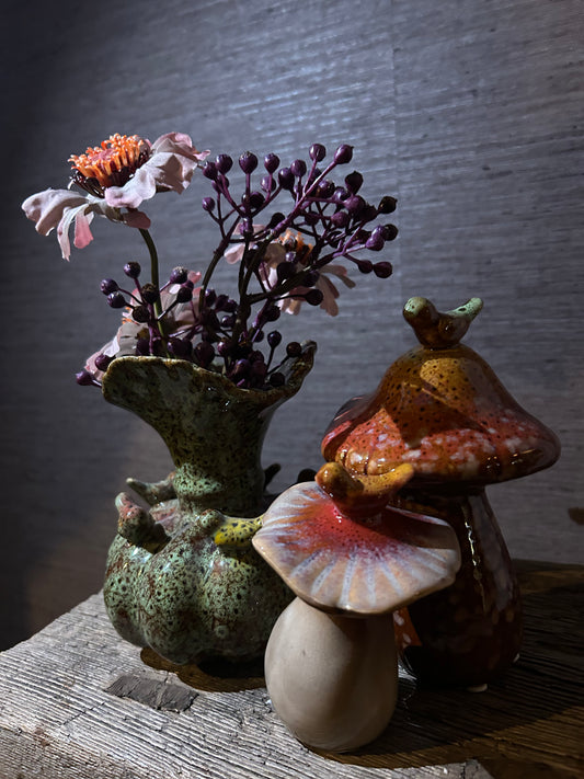 Autum Vase Bird Green